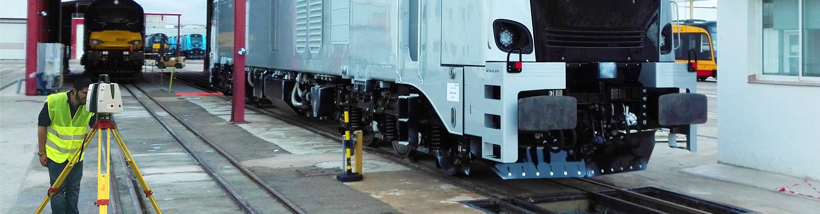 Mirroring-reality-for-rail-Case-study-1640x428